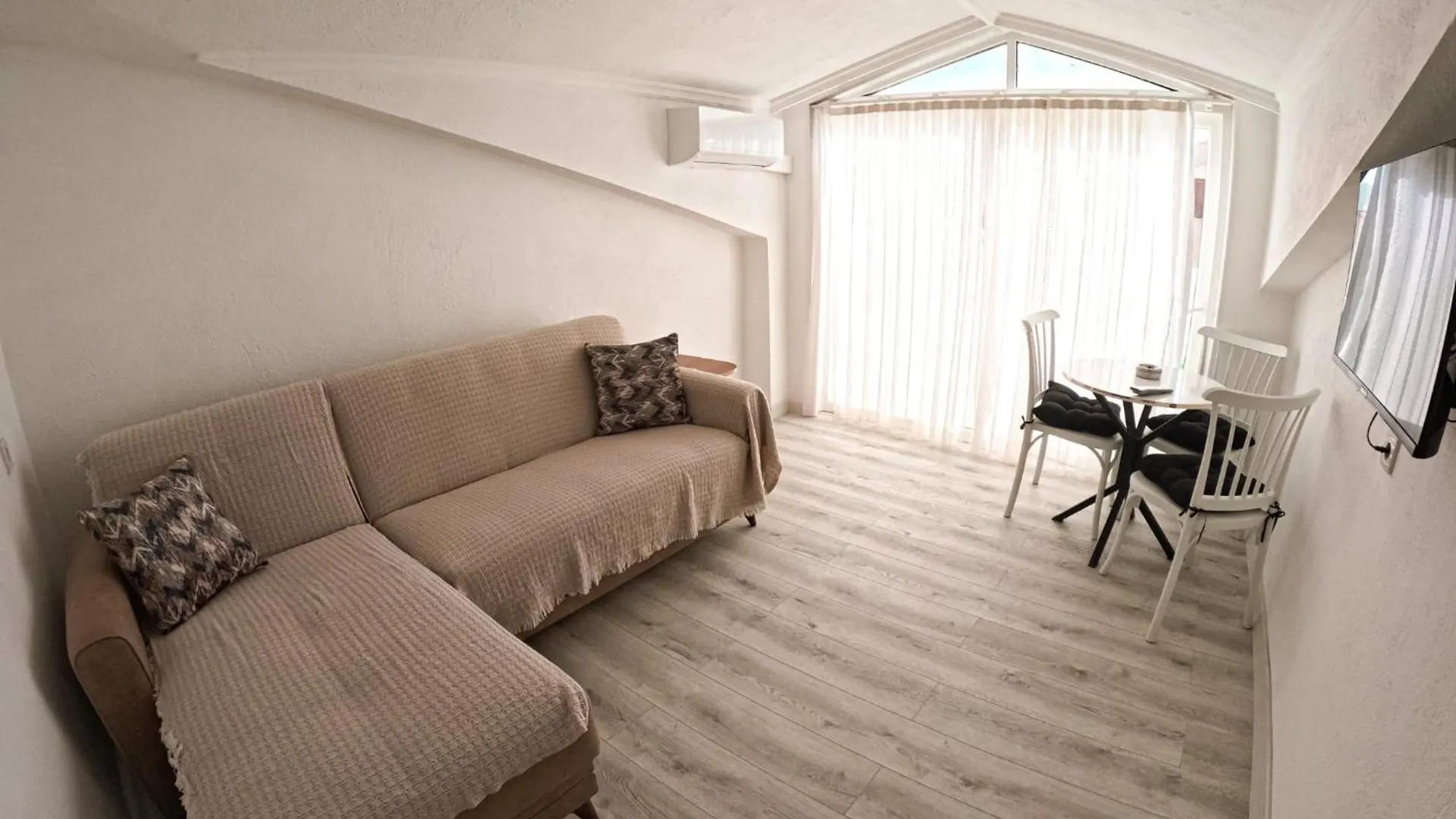 Ulas Apart Otel Marmaris 0*,